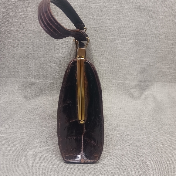 Vintage genuine alligator leather lined handbag - Picture 3 of 16